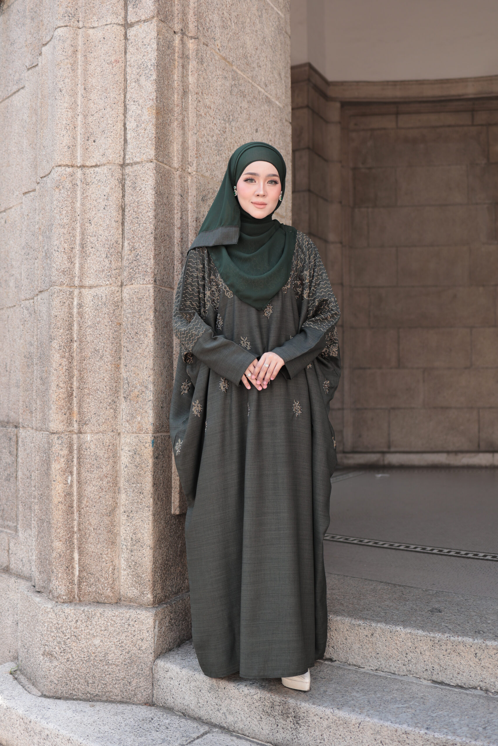 (AS-IS) Deniz in Dark Olive - Image 7