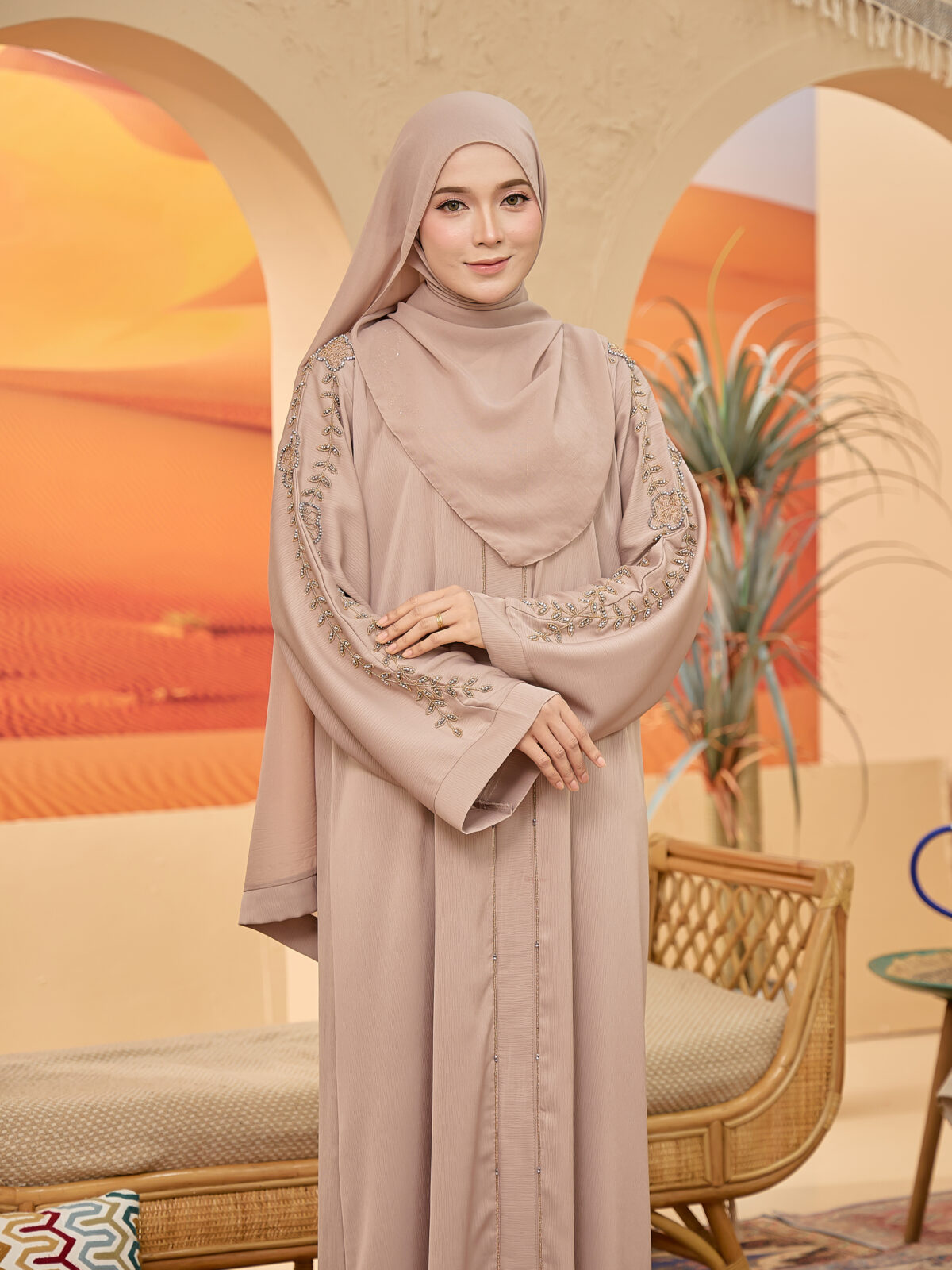 Oasis in Nude Elegance