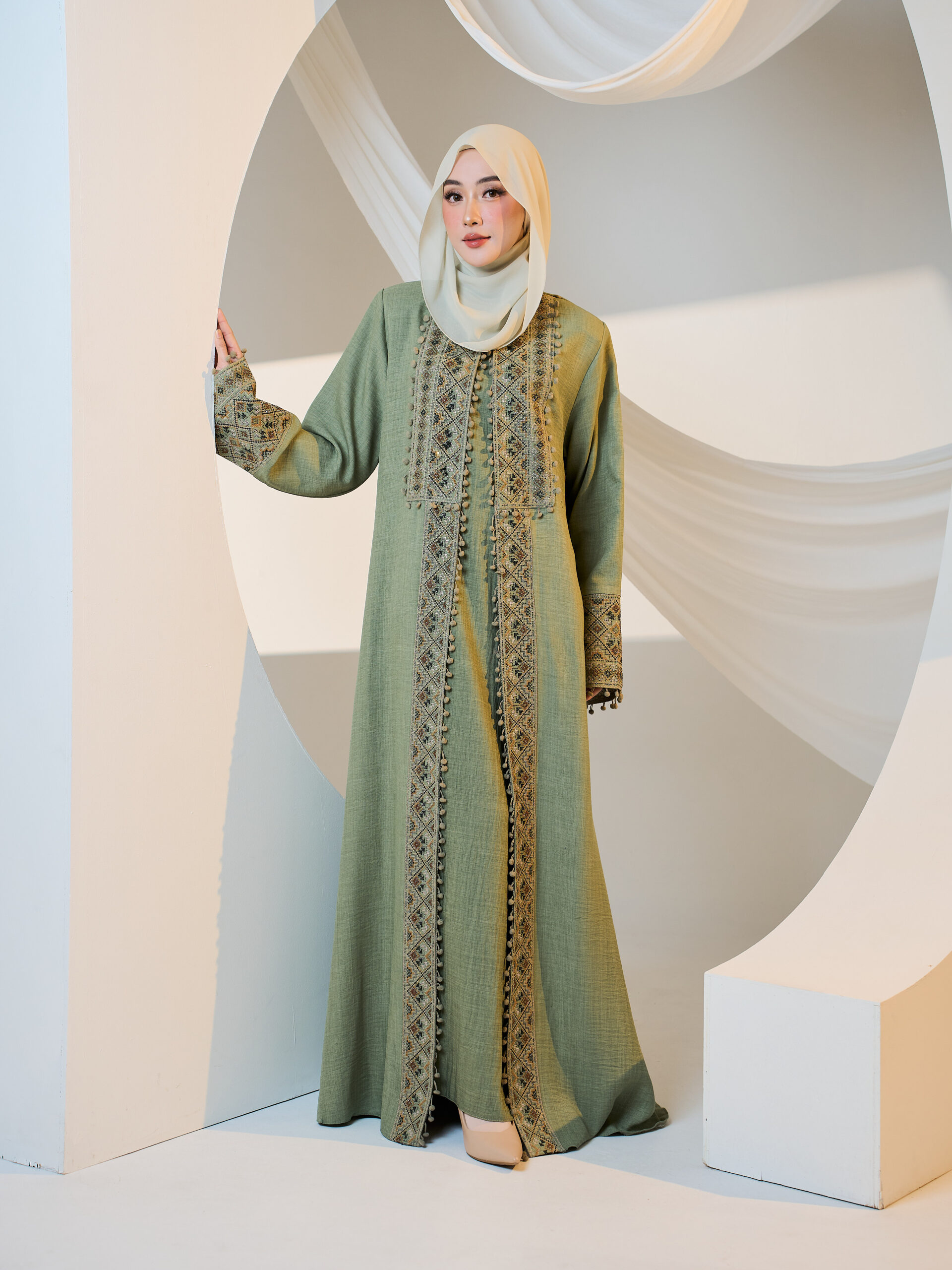 Amasya in Sage Green - Image 6