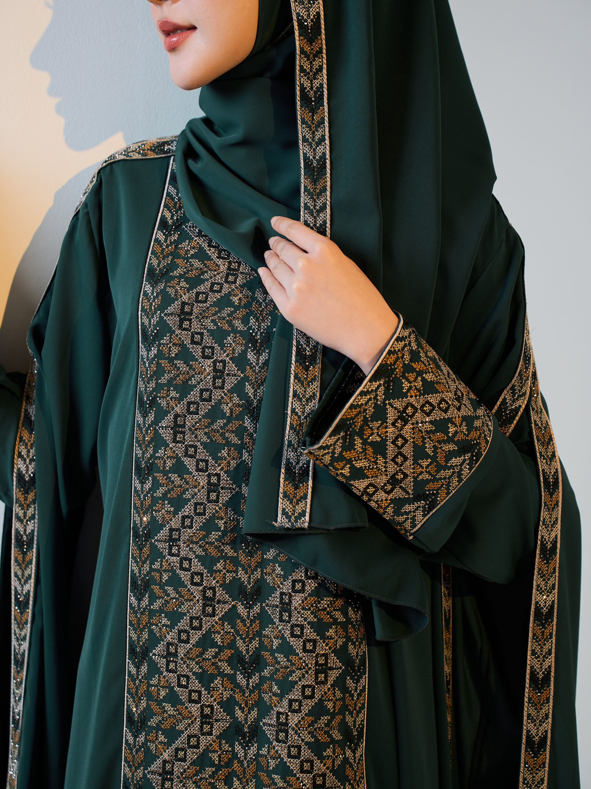 Mardin Cape Abaya in Teal Green - Image 4