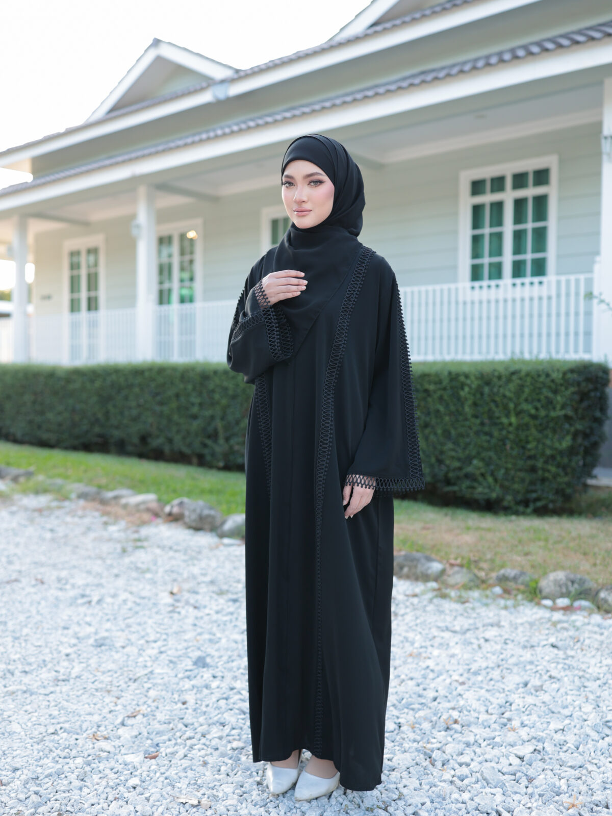 Lumi Lace in Black