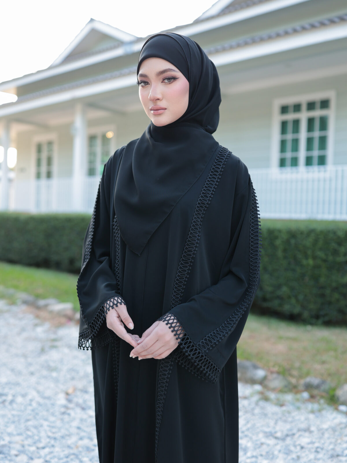 Lumi Lace in Black
