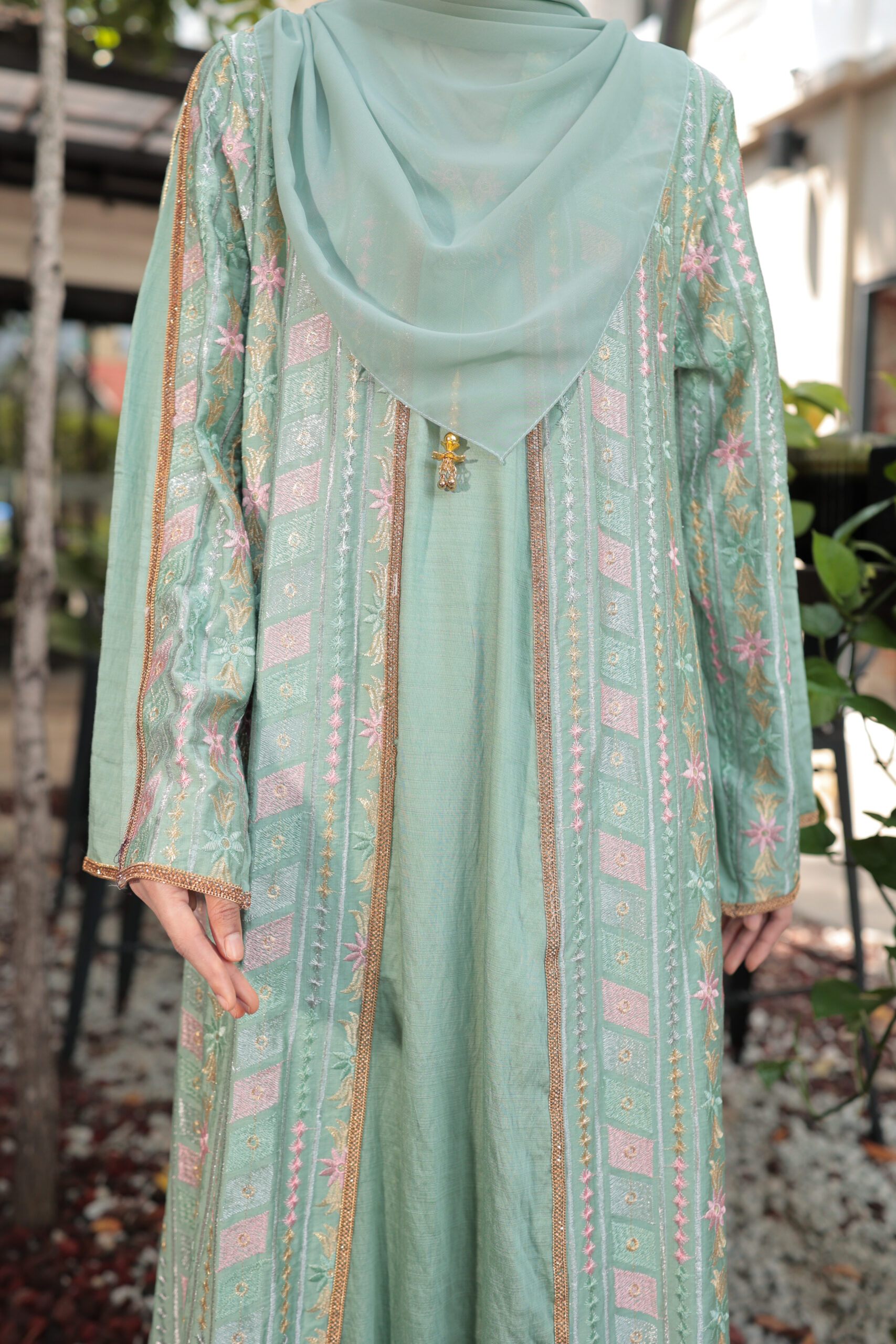 Mirage Jalabiya - Tiffany Green - Image 4