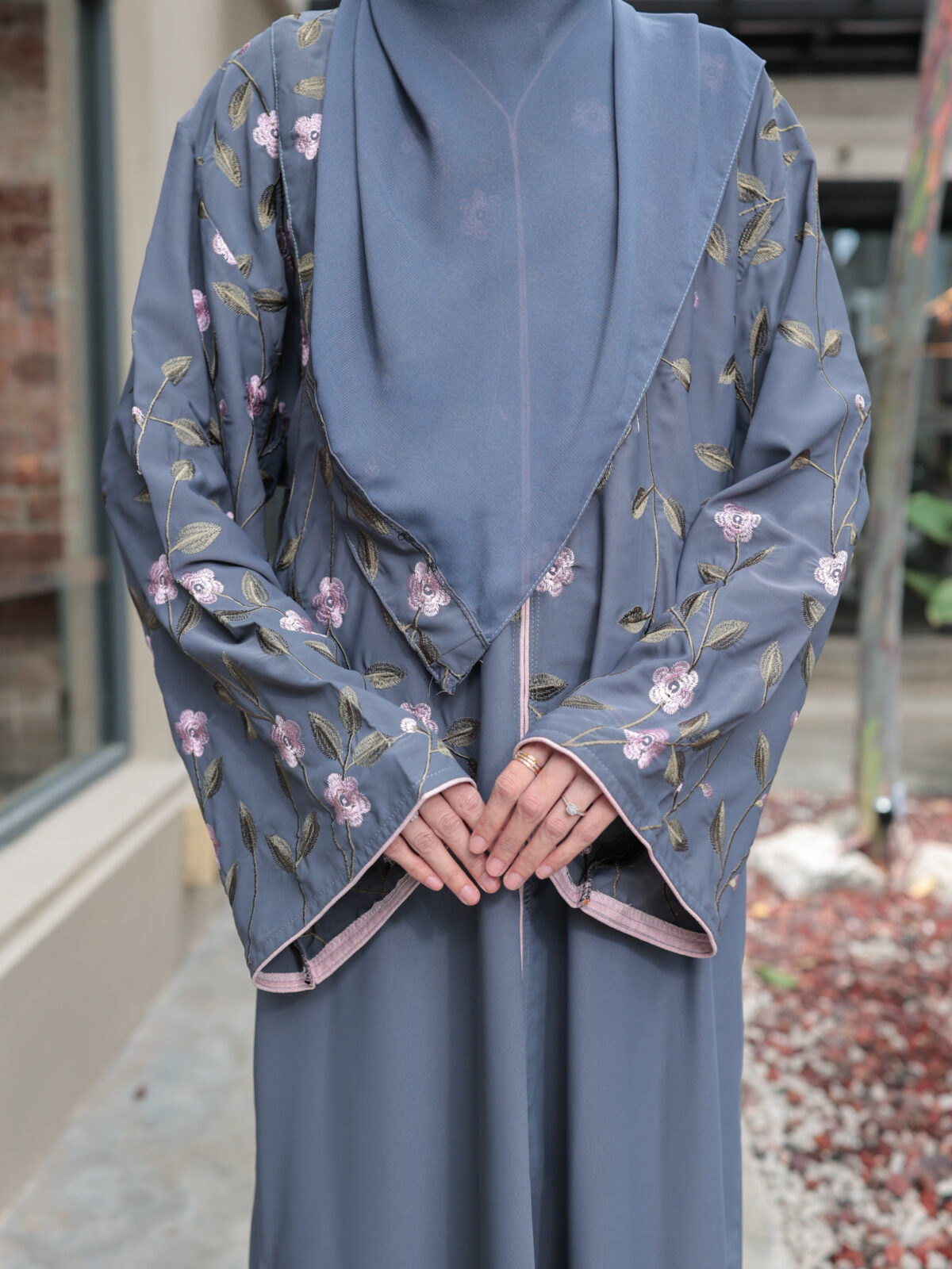 Douma Classic in Grey