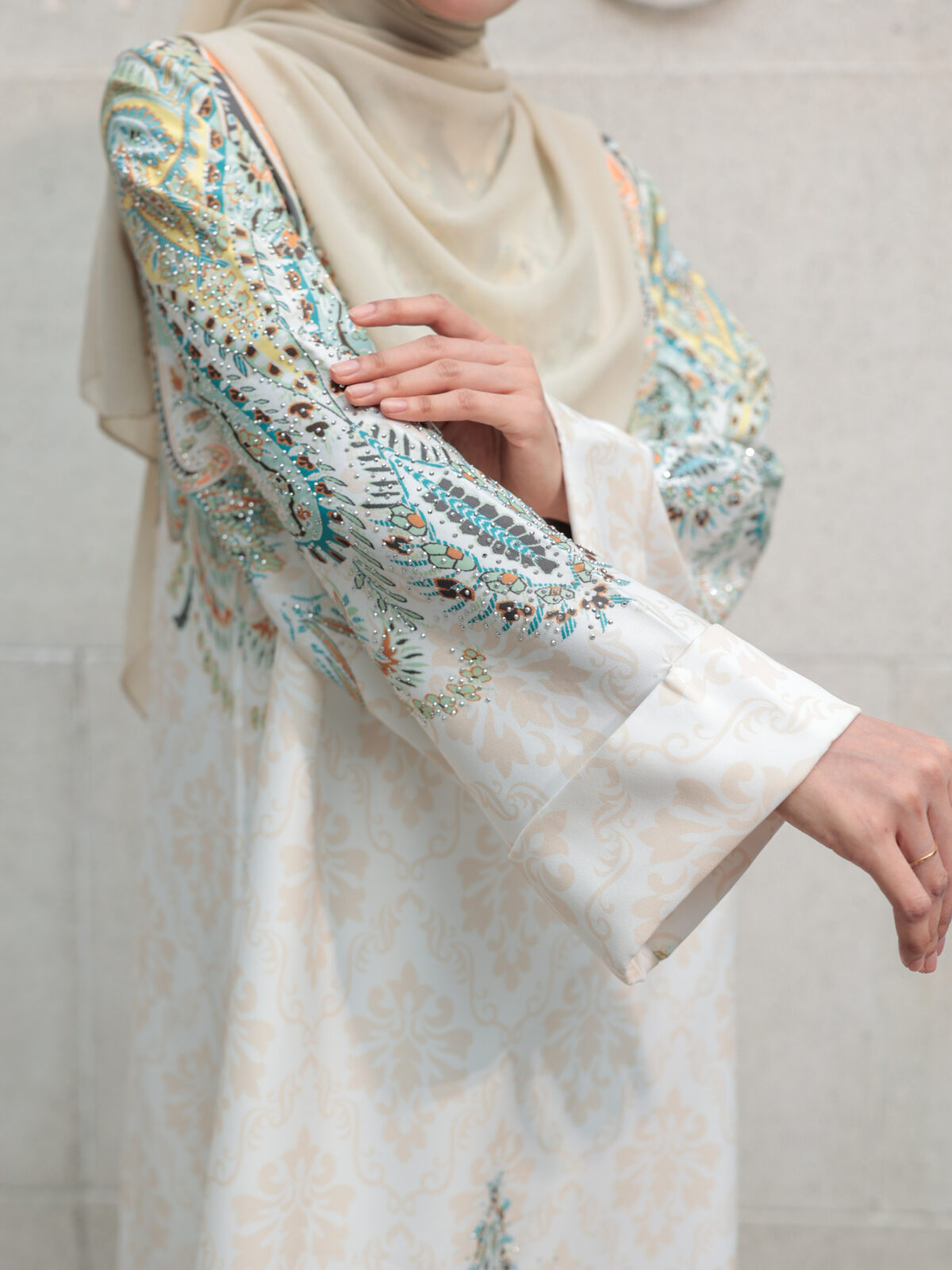 Rosavelle Jalabiya – Beige Blue