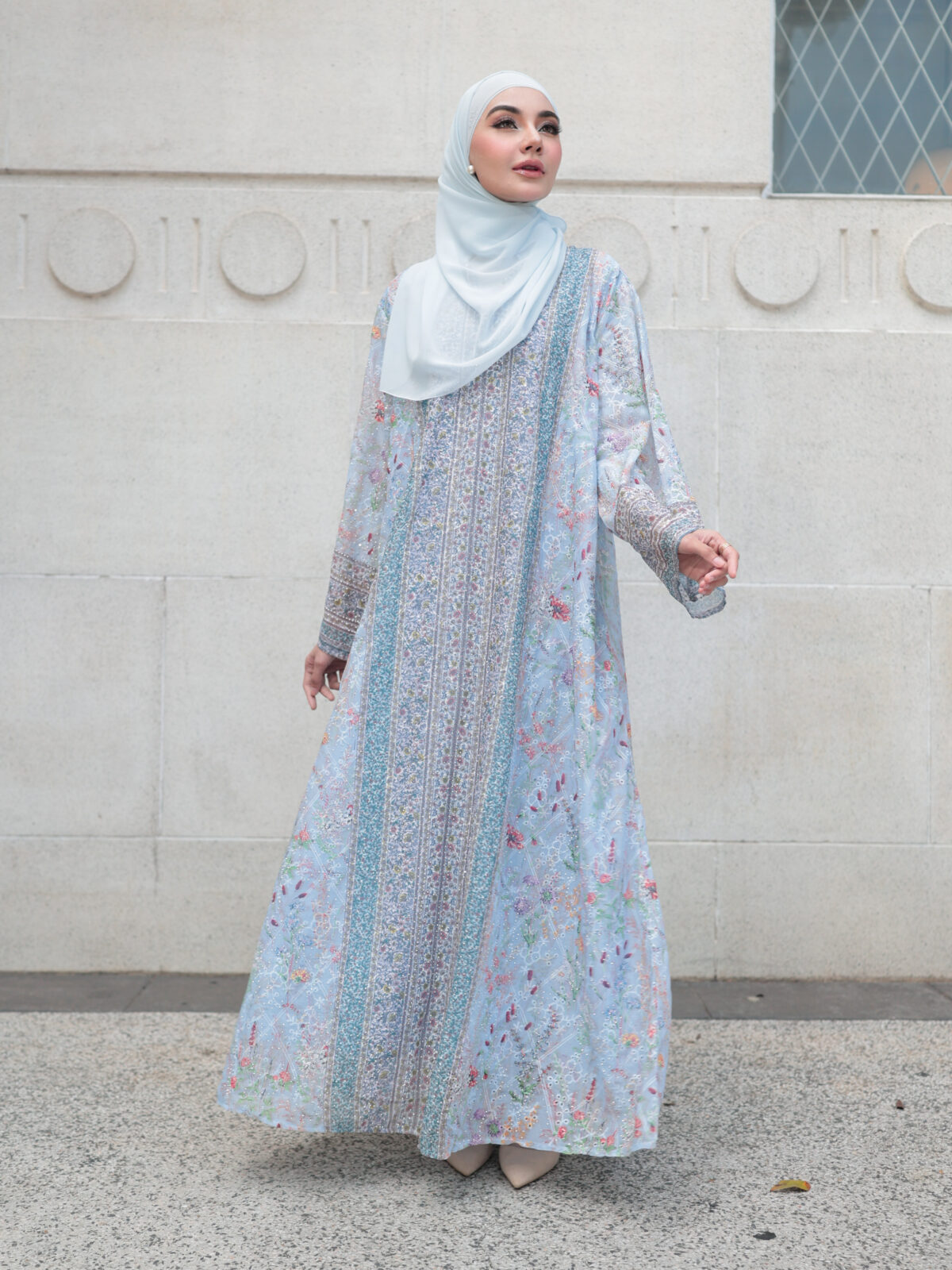 Elysian Bloom Jalabiya – Pastel Blue