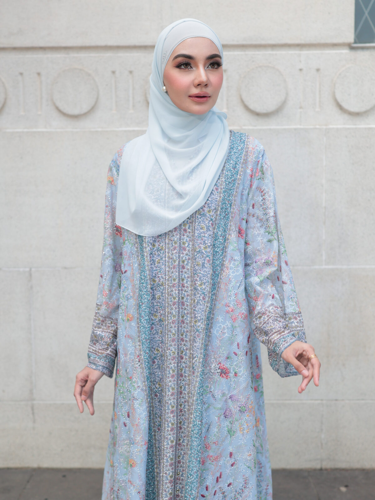 Elysian Bloom Jalabiya – Pastel Blue