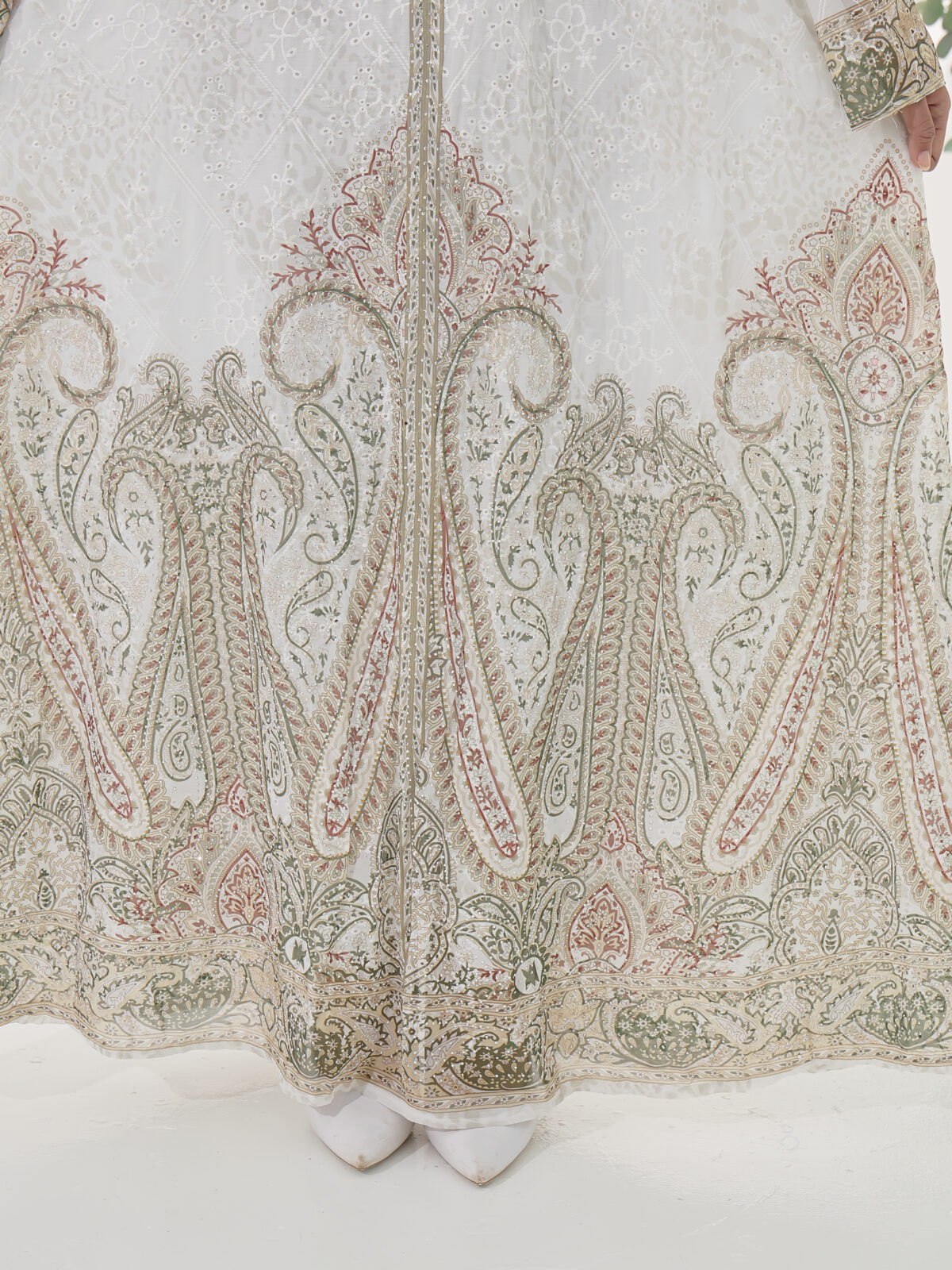 Elyse Jalabiya – Ivory White