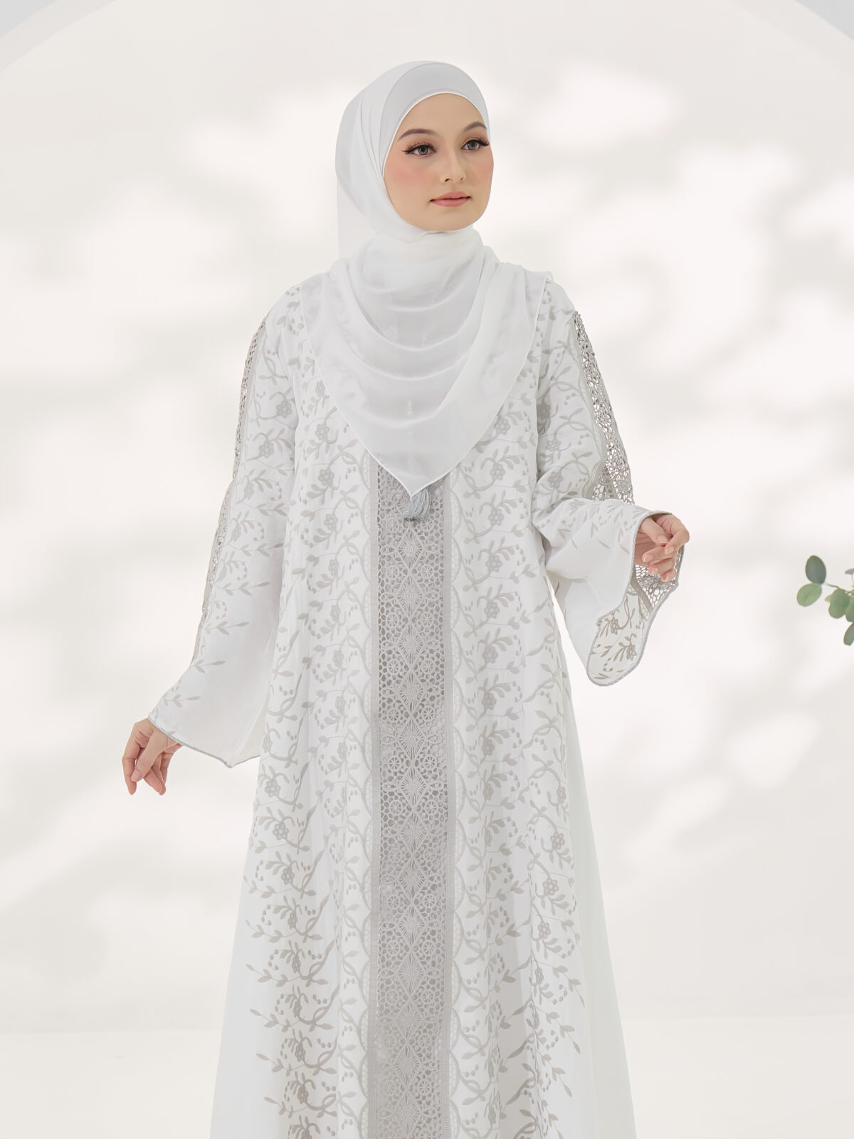 (PRE-ORDER) Safa Jalabiya – Pearl White