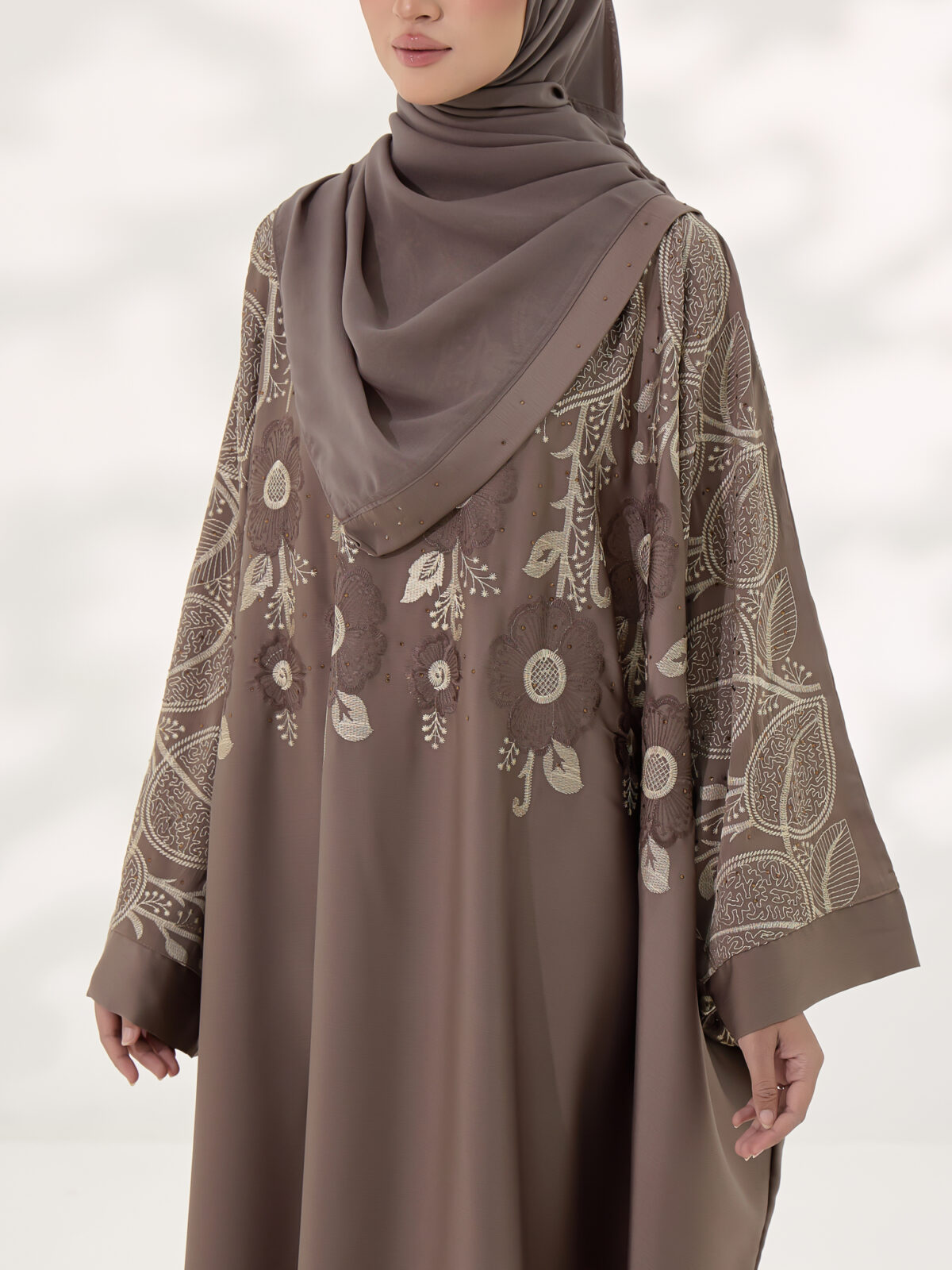 Dahlia in Dark Brown