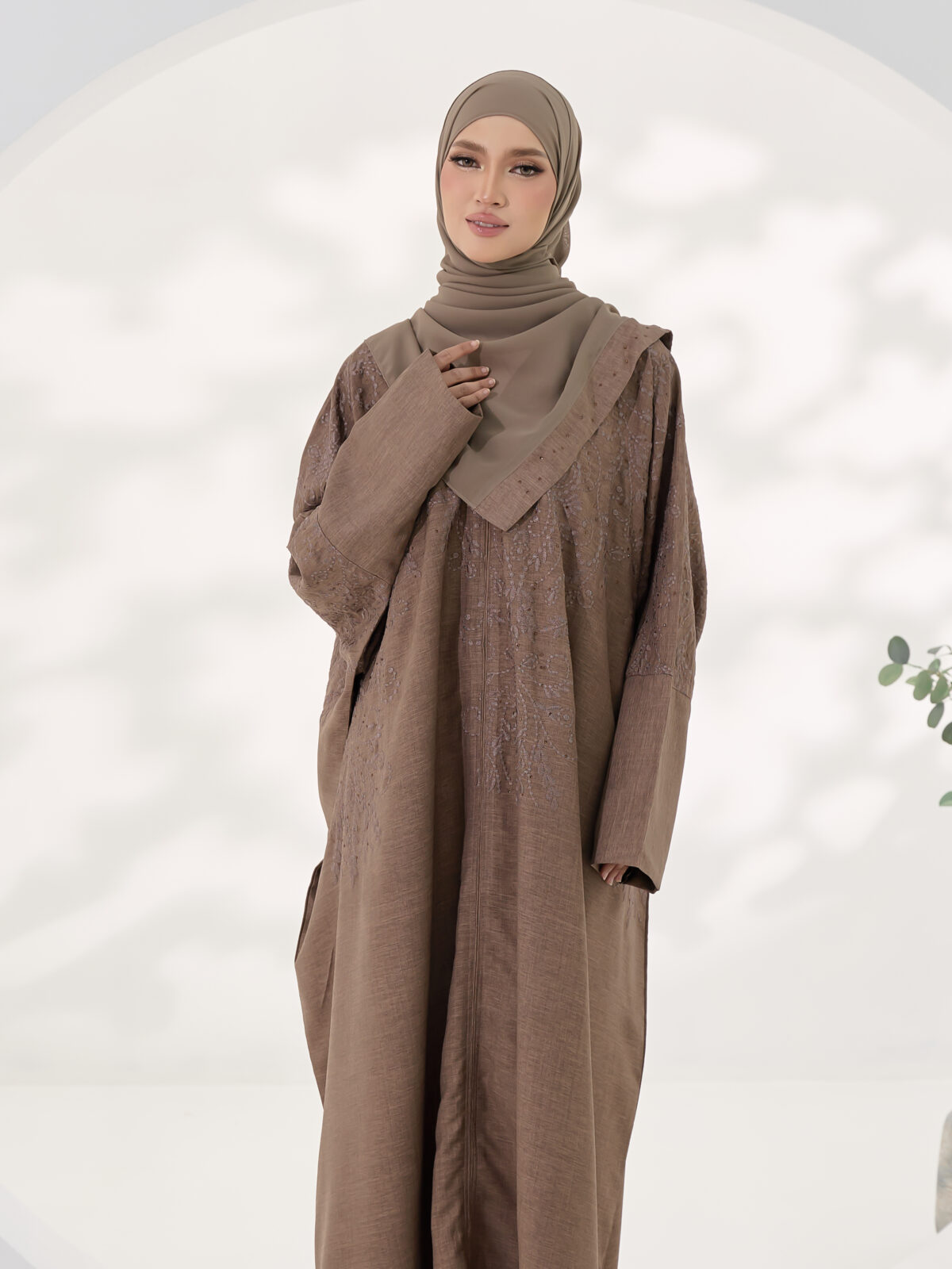 Damask in Mocha
