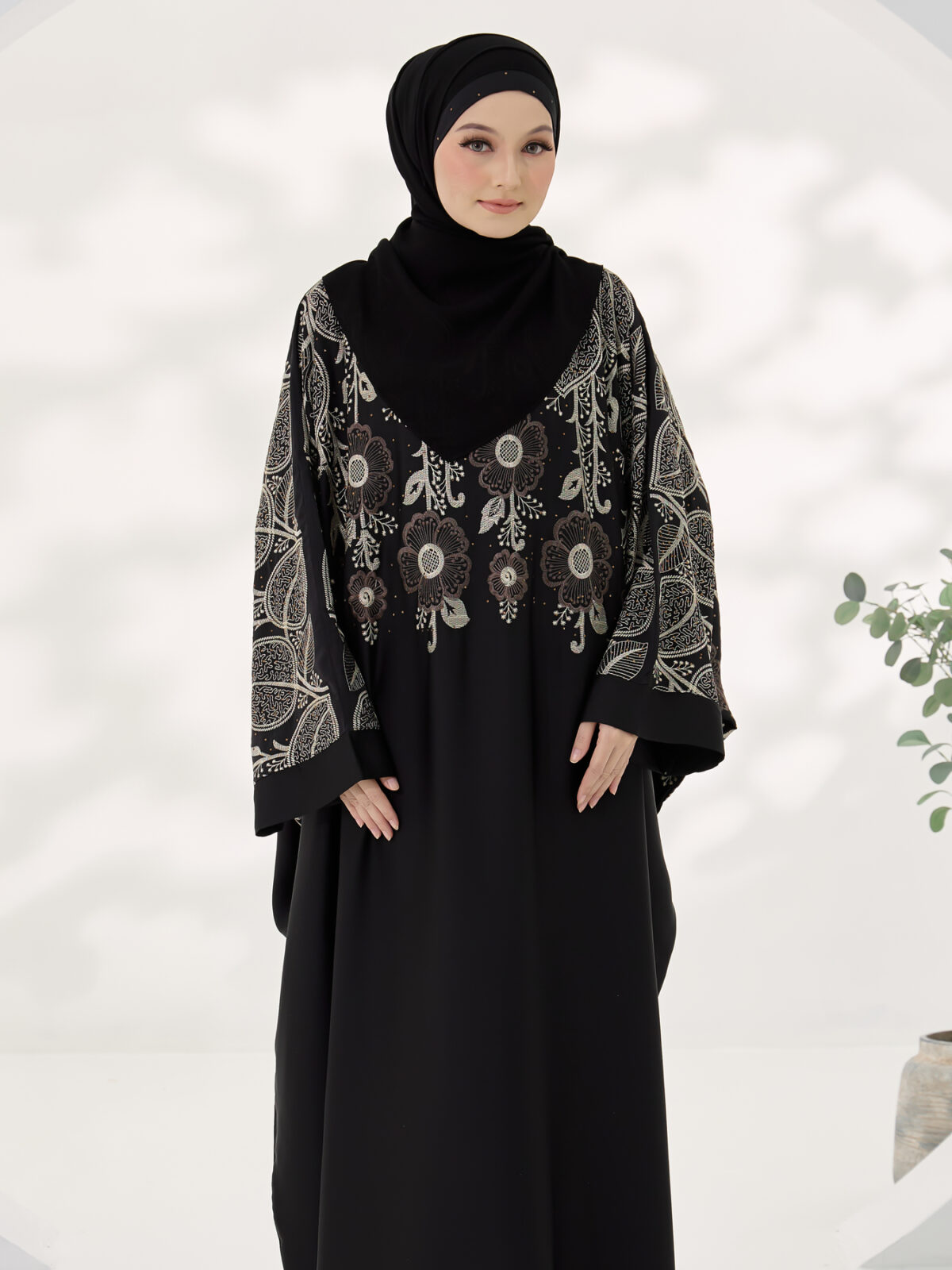 Dahlia in Black