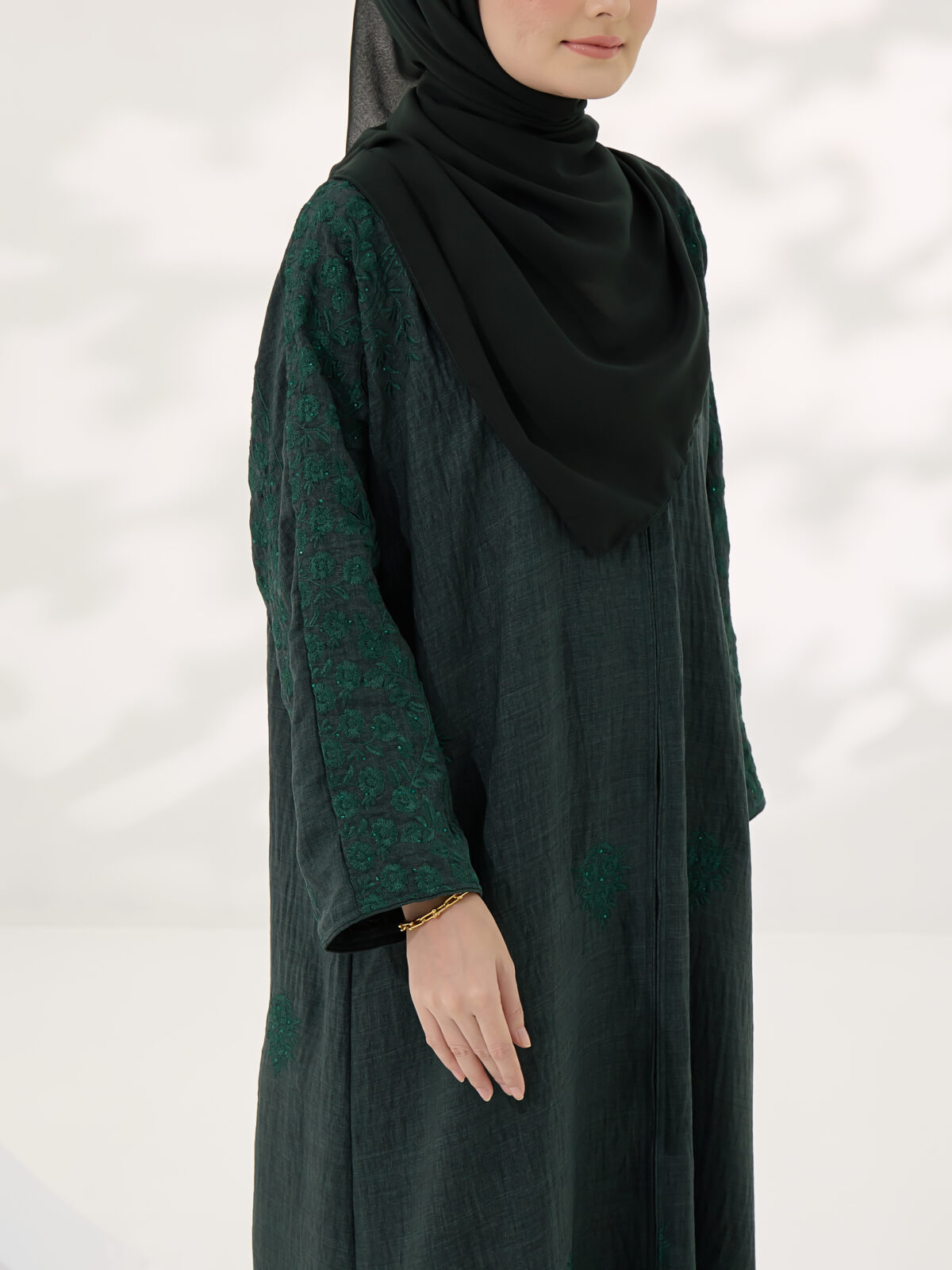 Dania Classic in Emerald Green