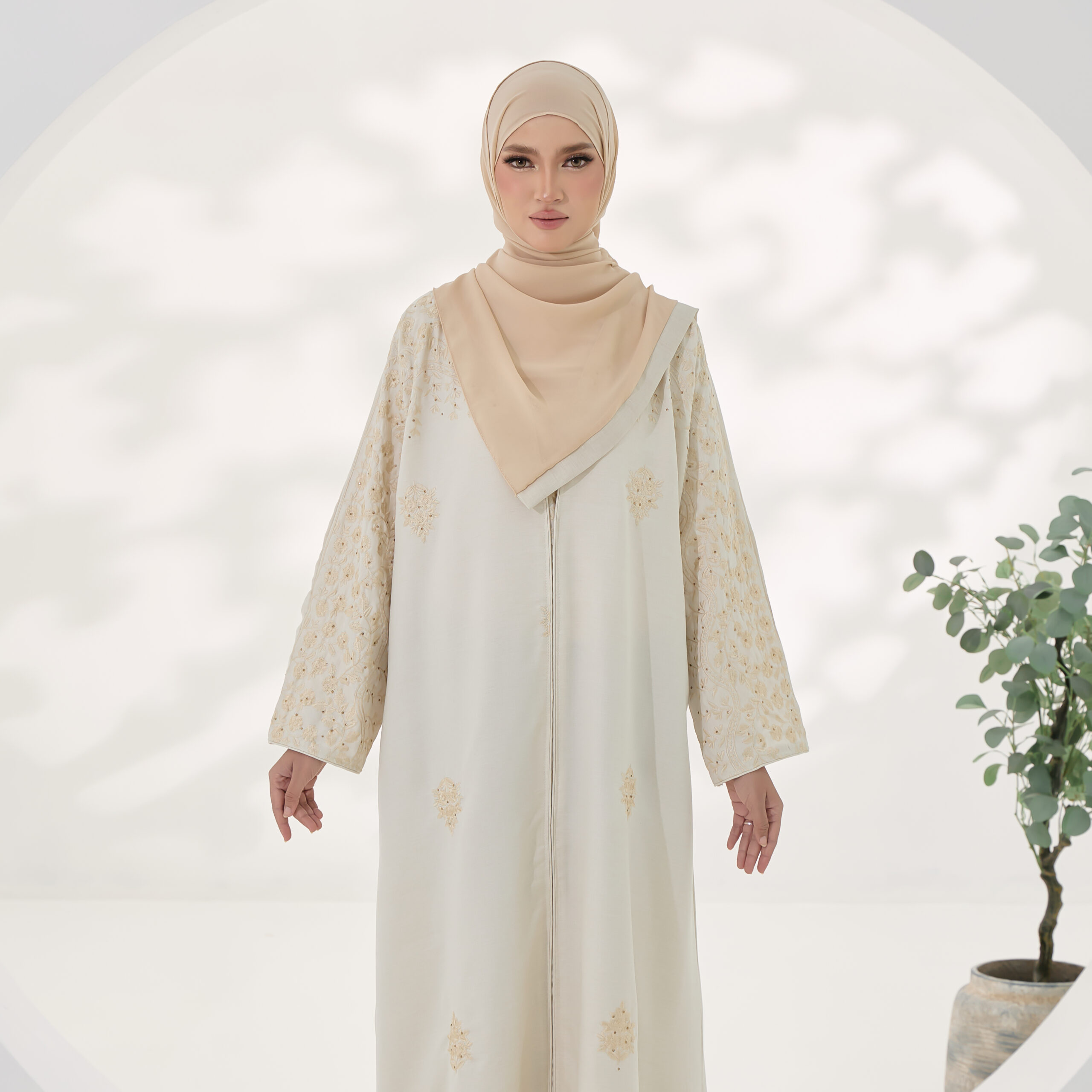 Dania Classic in Cream - Image 6